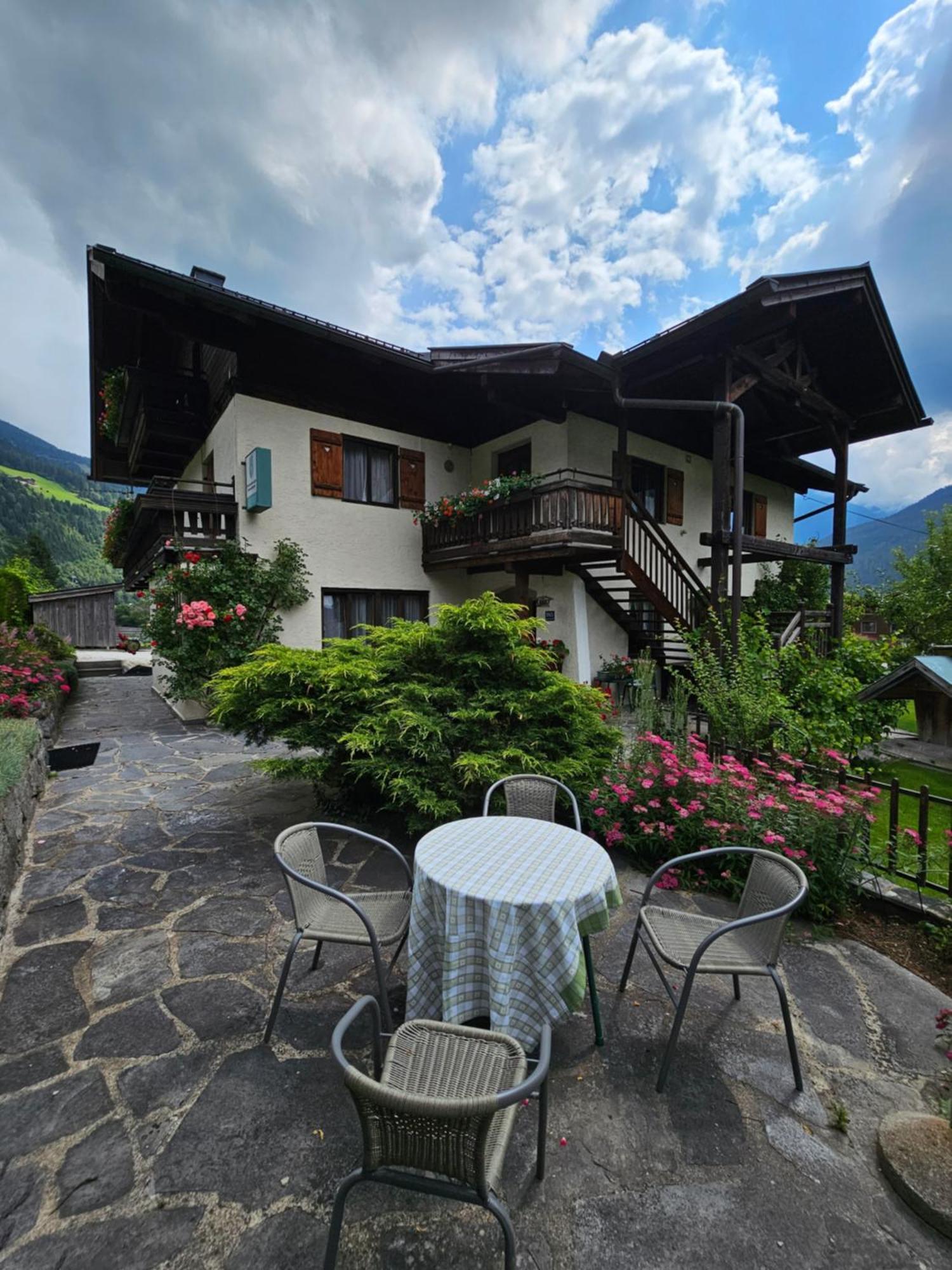 Henry'S Sweet Home Neukirchen am Grossvenediger Exterior photo